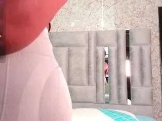 Naked Lilisantos wants you to fuck her body now lilisantos from CamSoda