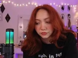 Offline lilyvelvet on CamSoda