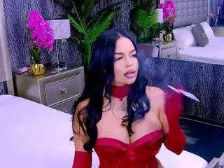 Offline lovetoplay00 on CamSoda