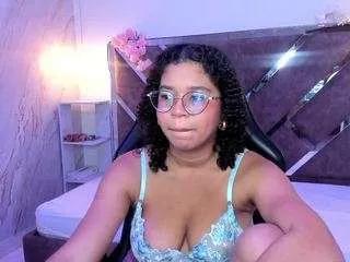 milahall from CamSoda