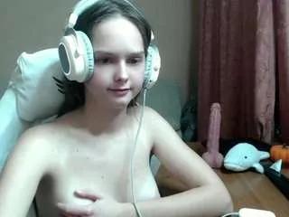 Cute Sharriburkel wants you to fuck her body now sharriburkel from CamSoda