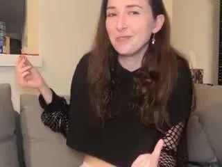 Masturbate to naked slut Tilliemay tilliemay from CamSoda