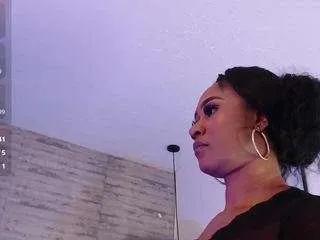 Slutty Tinnahottie wants you to fuck her body now tinnahottie from CamSoda