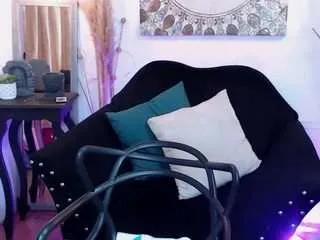 zharaboom from CamSoda