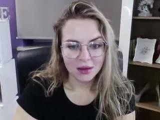Watch Zoeyfancy, she wants to masturbate for you zoeyfancy from CamSoda