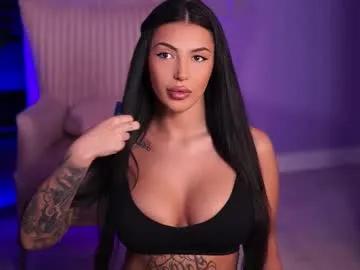 Try cute stripper Aishaadevoe aishaadevoe from Chaturbate