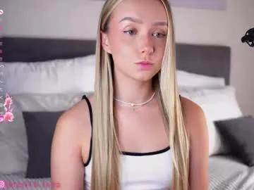 Explore Chaturbate's Alodiaacomb alodiaacomb from Chaturbate