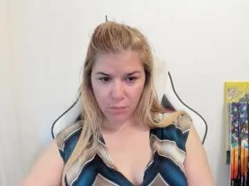 artsyandcraftsy_ from Chaturbate