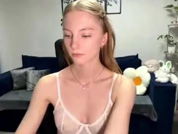Explore 18 years old autumnroginson from Chaturbate autumnroginson from Chaturbate