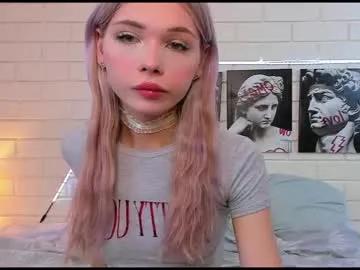 Try 19 years old blondy_fina from Chaturbate blondy_fina from Chaturbate