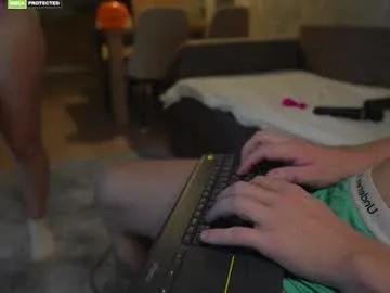 Try Friendsurdreams, they want to masturbate for you friendsurdreams from Chaturbate