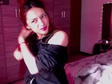 Watch Chaturbate's Holy_juli2 holy_juli2 from Chaturbate