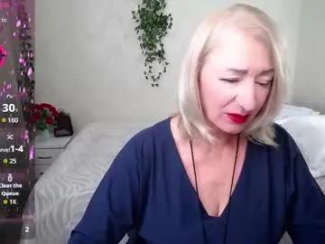 hunters_woman from Chaturbate