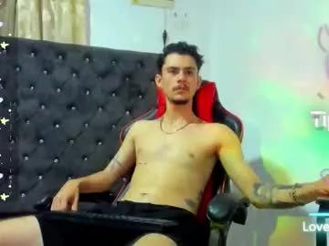 Explore cute slut I_am_kelvis_ i_am_kelvis_ from Chaturbate