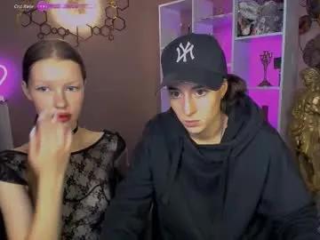 Masturbate to Chaturbate's Khloebeauty khloebeauty from Chaturbate