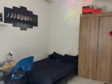 Naked Kisan_smith wants you to fuck his body now kisan_smith from Chaturbate