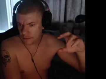 Masturbate to 32 years old kompura from Chaturbate kompura from Chaturbate