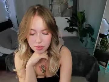 Explore Lanaroselle, she wants to masturbate for you lanaroselle from Chaturbate