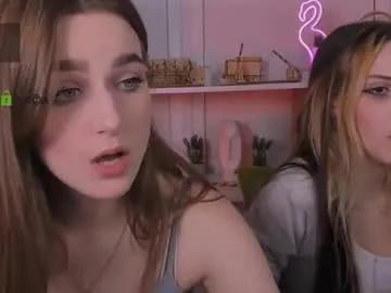 Cute laura_sween from Chaturbate laura_sween from Chaturbate