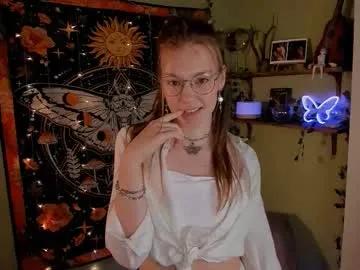 lyra_thenymph from Chaturbate