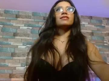 naanaky_tay from Chaturbate
