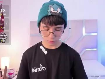 thayler_jones from Chaturbate