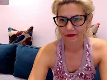 Explore Violafoxy, she wants to masturbate for you violafoxy from Chaturbate