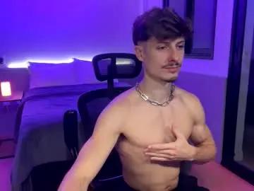 vitoraugustoxxx from Chaturbate