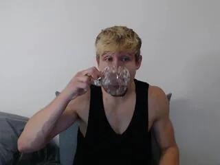 evan_richmond from Flirt4Free