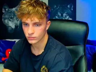 Try Levi_manning, he wants to masturbate for you levi_manning from Flirt4Free