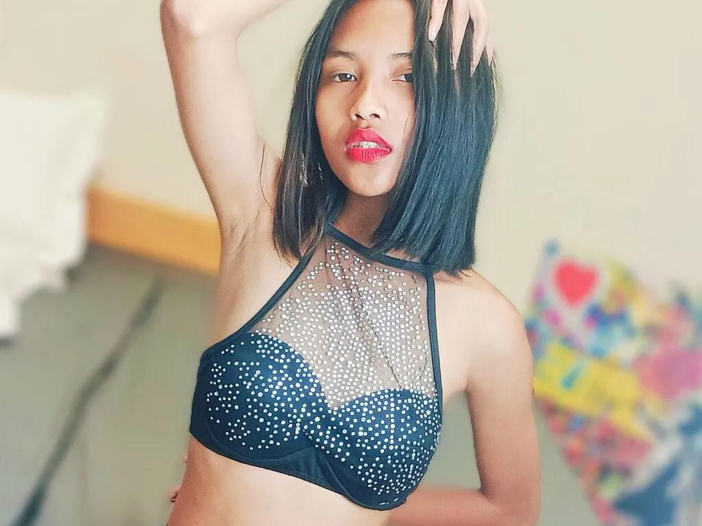 Watch sexy slut AnnahPinkie AnnahPinkie from LiveJasmin