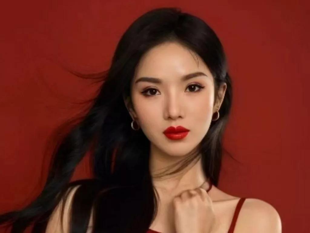 Naked AnniDianna from LiveJasmin AnniDianna from LiveJasmin