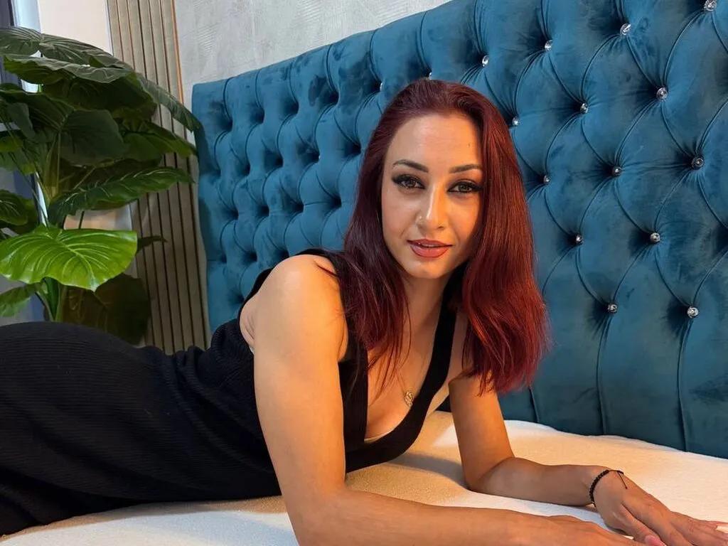 Sweet AshleySing wants you to fuck her body now AshleySing from LiveJasmin