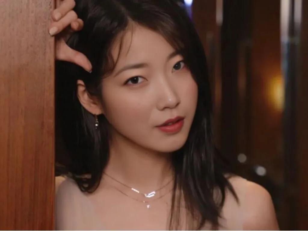 Cute BeIIaDiana wants you to fuck her body now BeIIaDiana from LiveJasmin