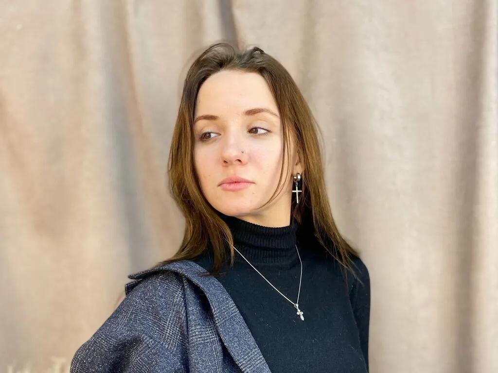 Try BereniceParrack, she wants to masturbate for you BereniceParrack from LiveJasmin