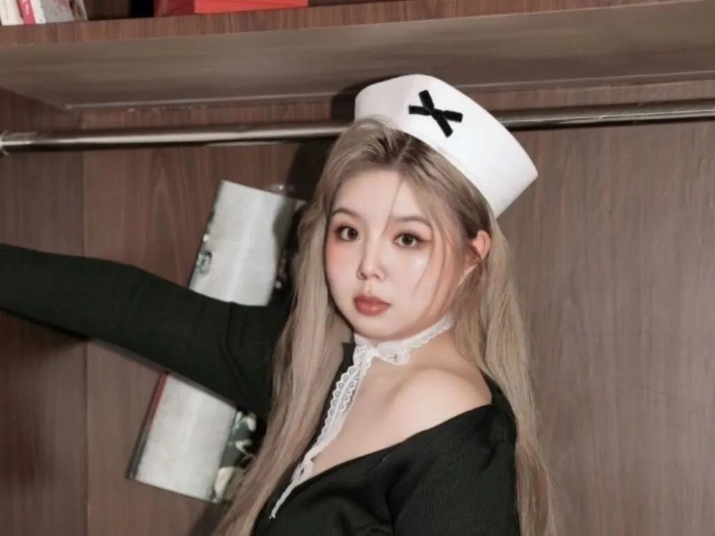 CindyXixi from LiveJasmin