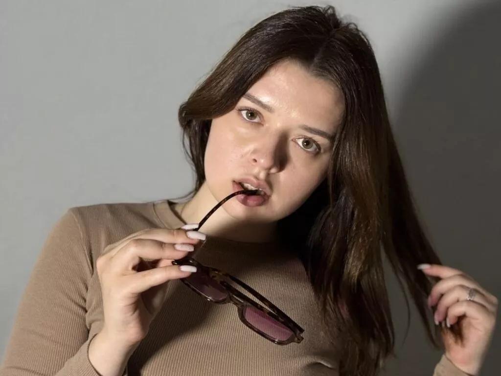 Discover 18 years old DevonaChurchey from LiveJasmin DevonaChurchey from LiveJasmin