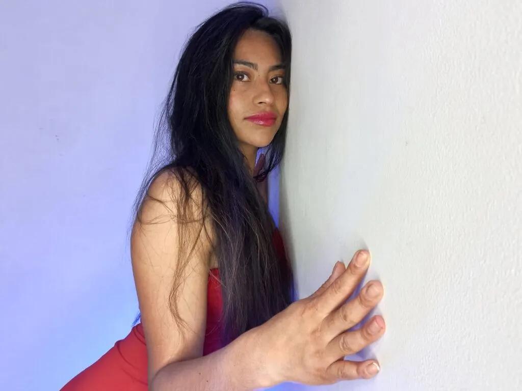 Watch cute slut EmilyMitche EmilyMitche from LiveJasmin