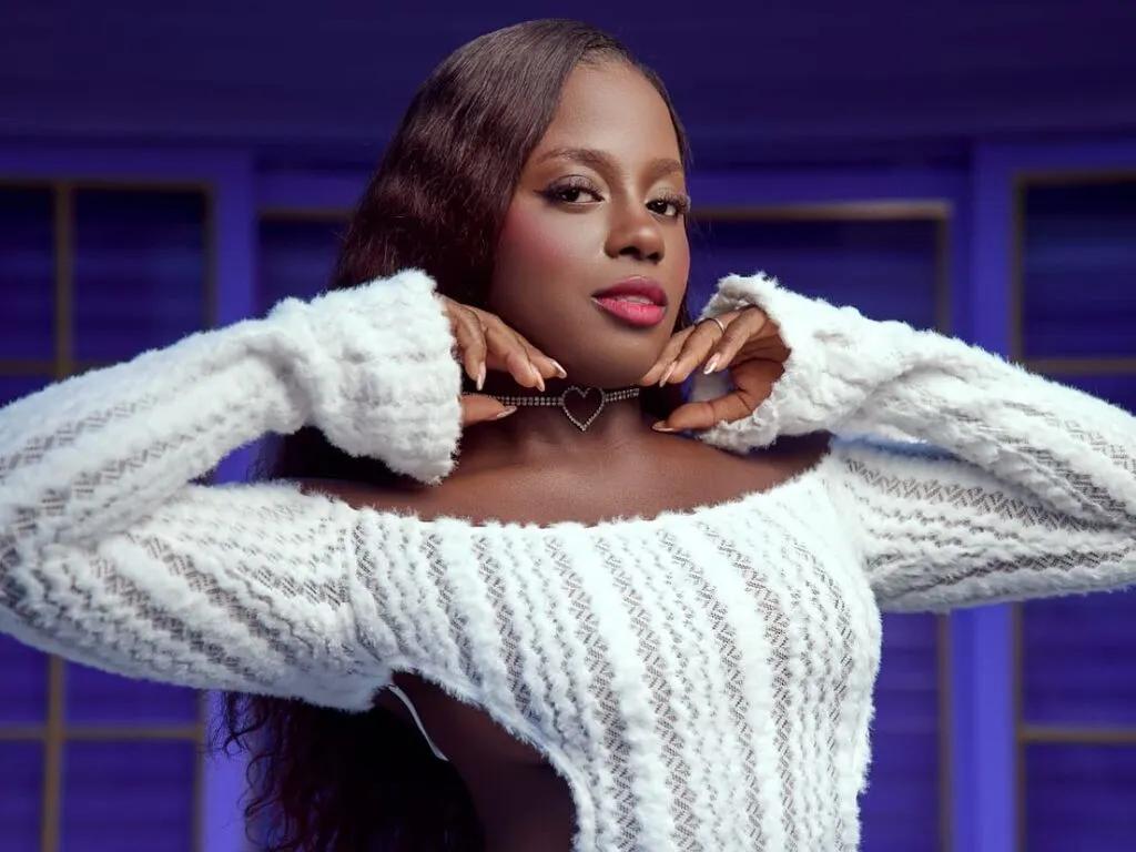 EmiParks from LiveJasmin