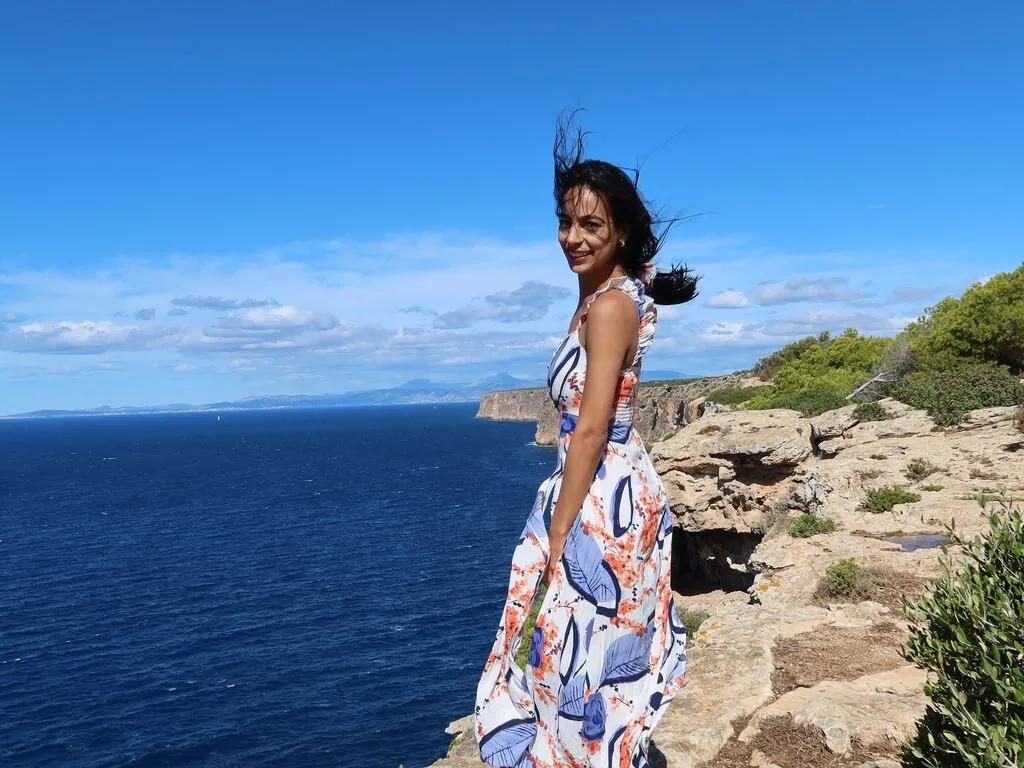 Watch LiveJasmin's Gaenor Gaenor from LiveJasmin