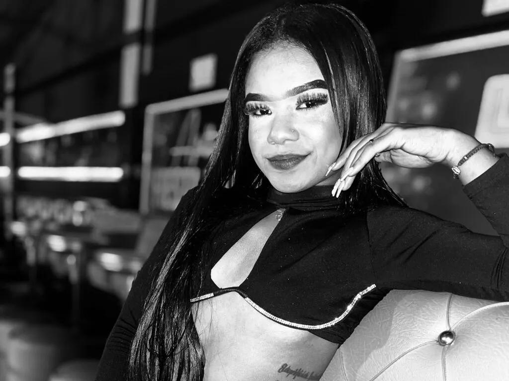 Sexy IsabellaHernande from LiveJasmin IsabellaHernande from LiveJasmin