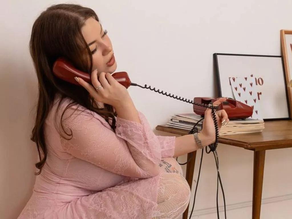 Masturbate to LiveJasmin's KristiGroune KristiGroune from LiveJasmin