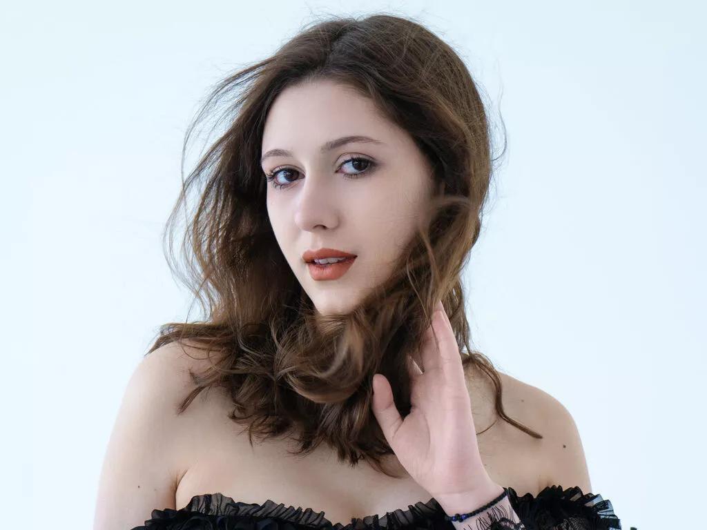 Discover MilaLavson, she wants to masturbate for you MilaLavson from LiveJasmin