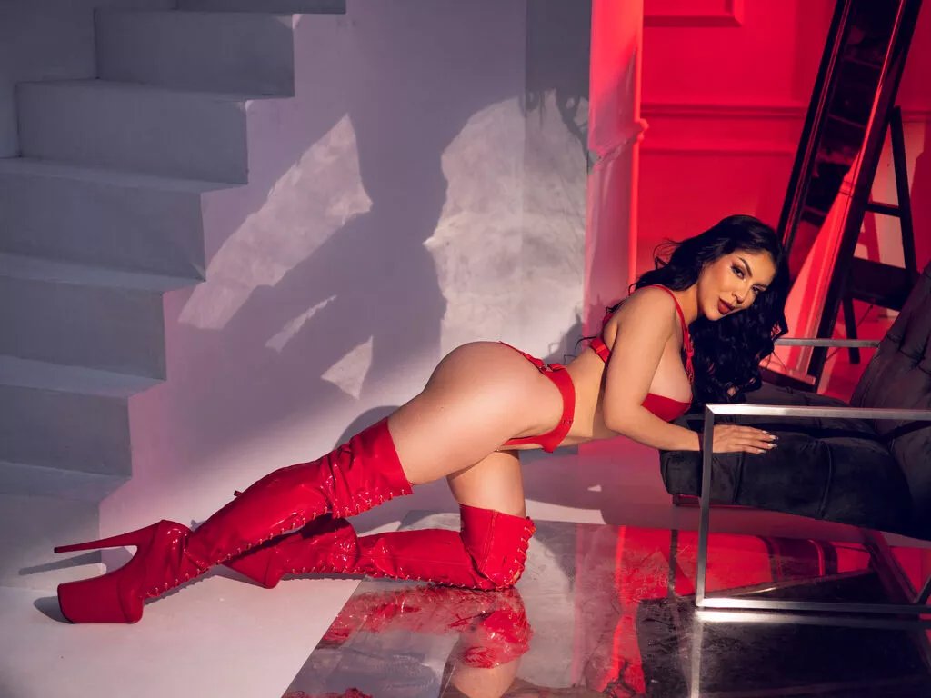 Model NicolleBennett