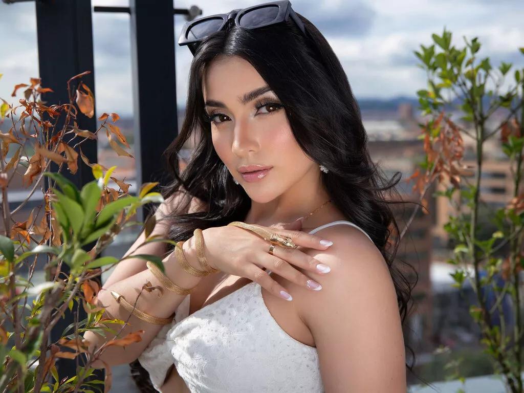 Nina from LiveJasmin