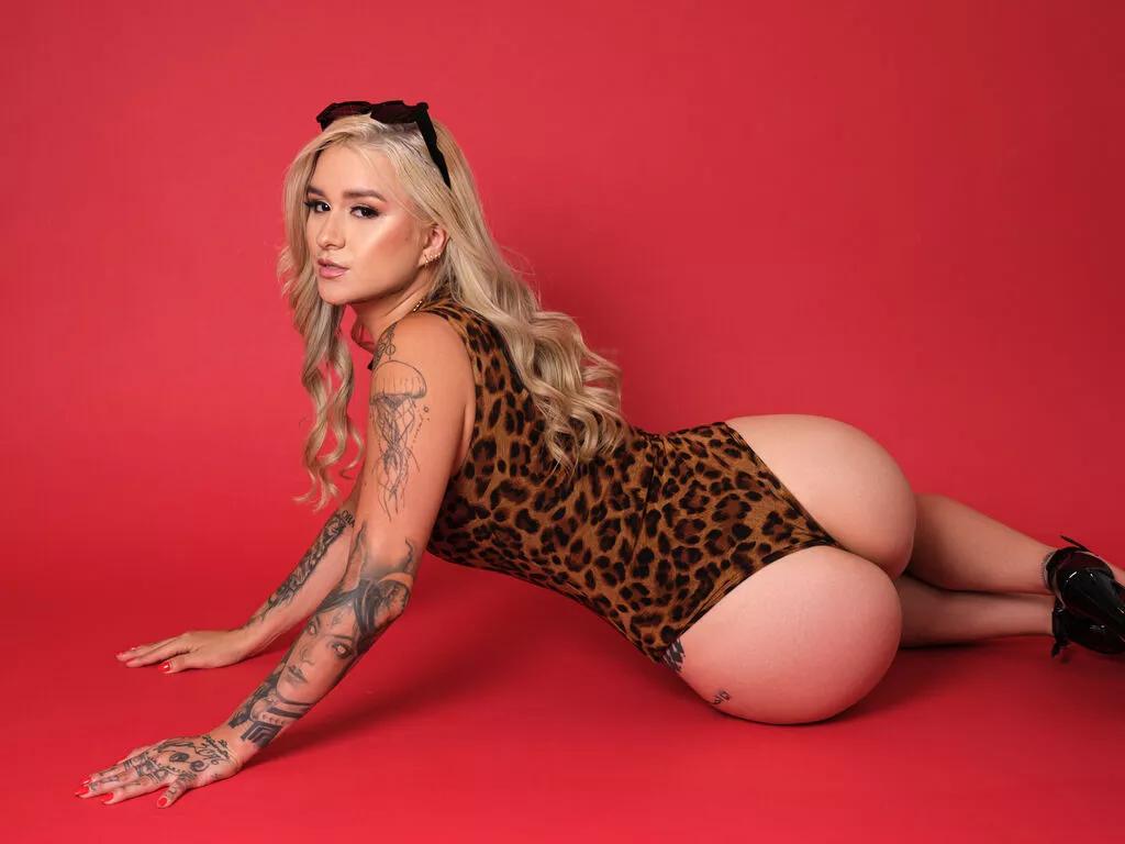 Naked PamelaCaruso from LiveJasmin PamelaCaruso from LiveJasmin