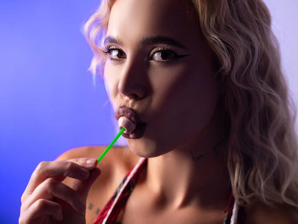 Discover LiveJasmin's SandraDymond SandraDymond from LiveJasmin