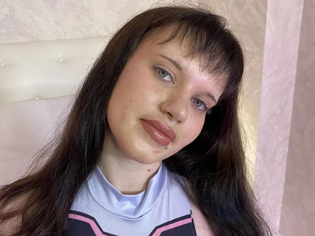 Masturbate to LiveJasmin's TurboWinsor TurboWinsor from LiveJasmin