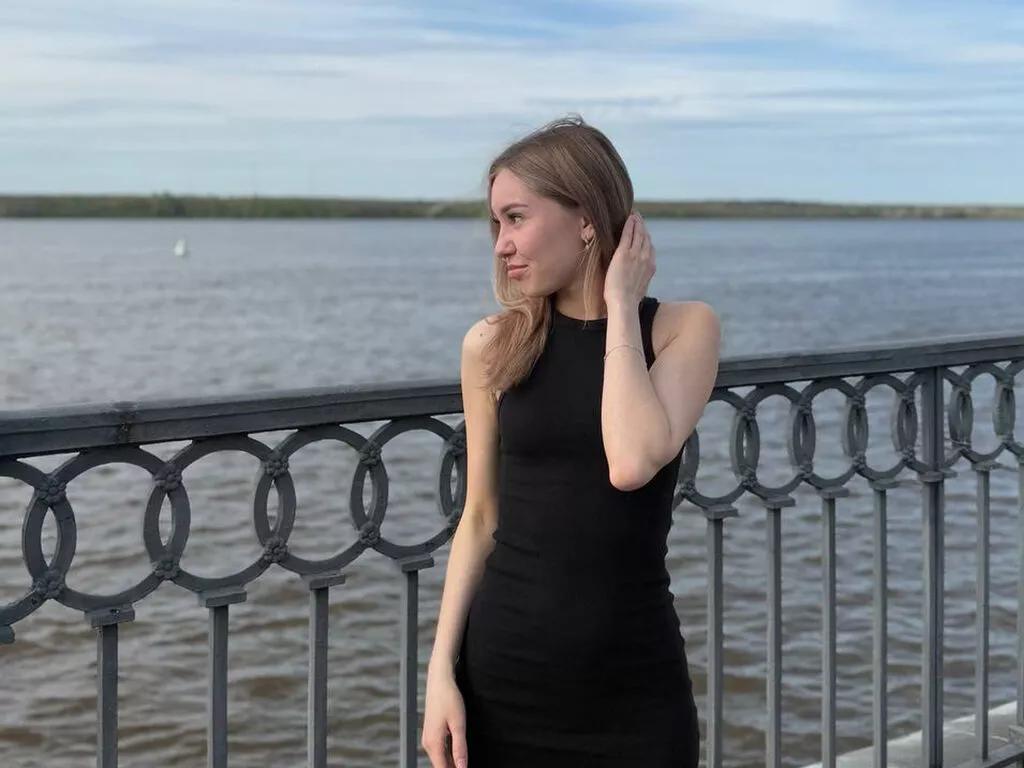 Cute VictoriaAsh wants you to fuck her body now VictoriaAsh from LiveJasmin