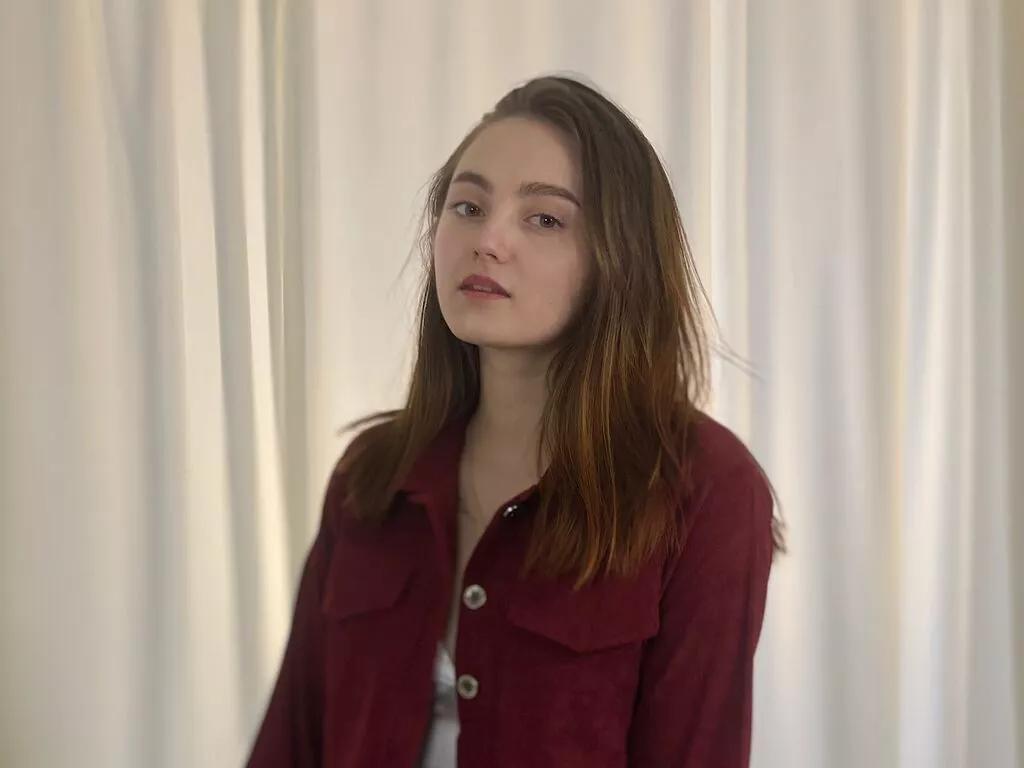 Explore WildaForland, she wants to masturbate for you WildaForland from LiveJasmin